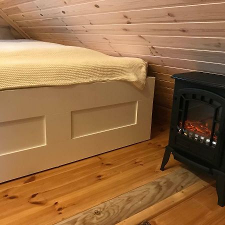 Wellness Huette Am Zwenkauer See Bei Leipzig 외부 사진